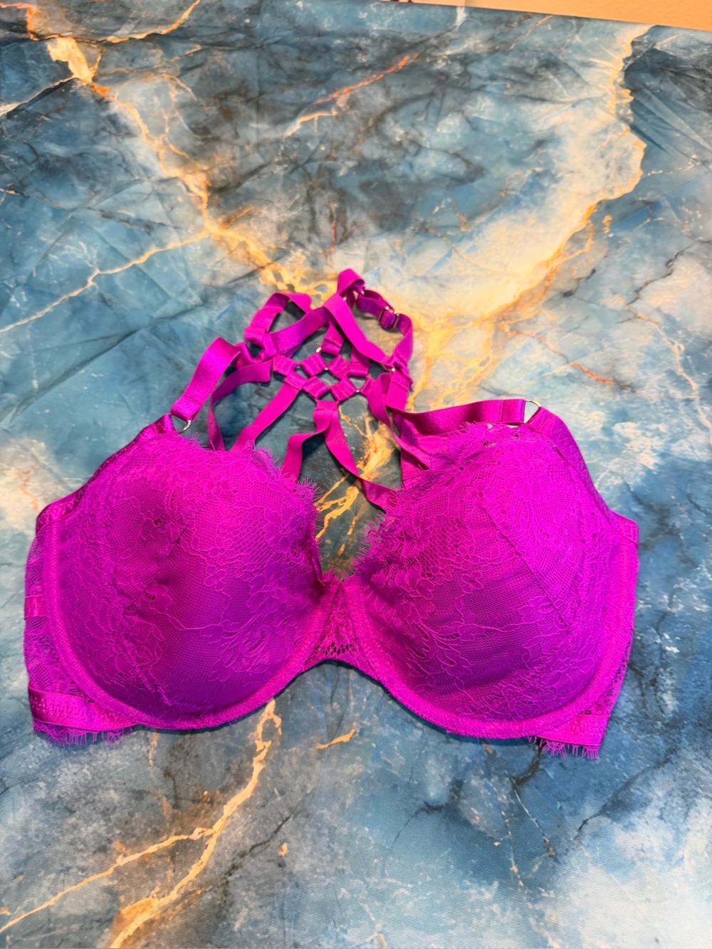 Joan Smalls bra size 34DDD